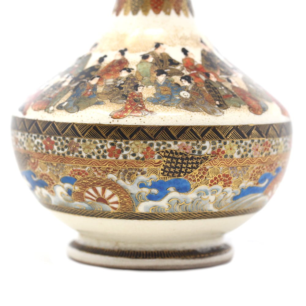 Japanese Satsuma Bottle Vase | Meiji Period - Image 8