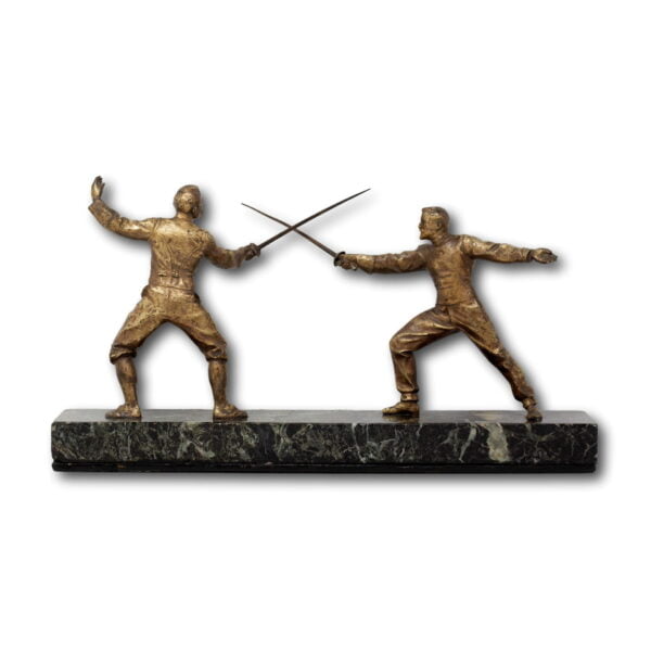 Rear profile of the French fencing bronze figure