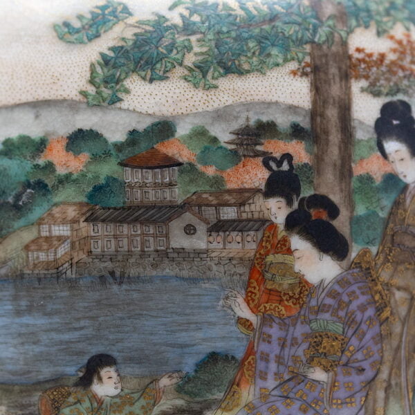 Close up of the scene on the Japanese Satsuma Vase by Kinkozan