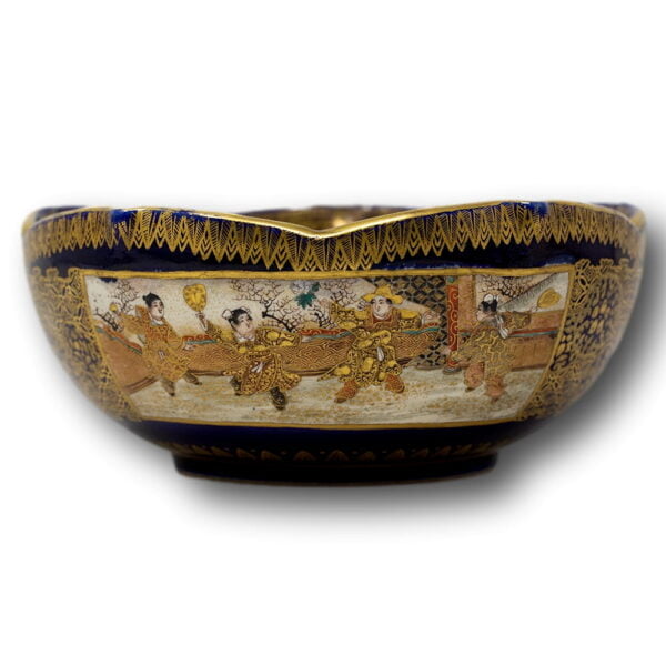 Front of the Japanese Satsuma Bowl by Kinkozan