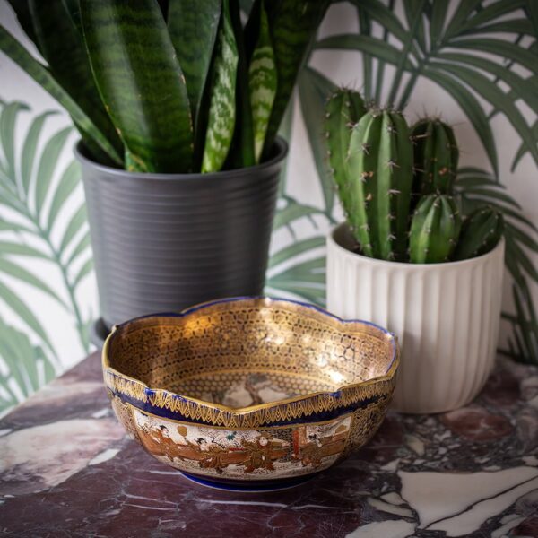Japanese Satsuma Kinkozan bowl in a decorative collectors setting