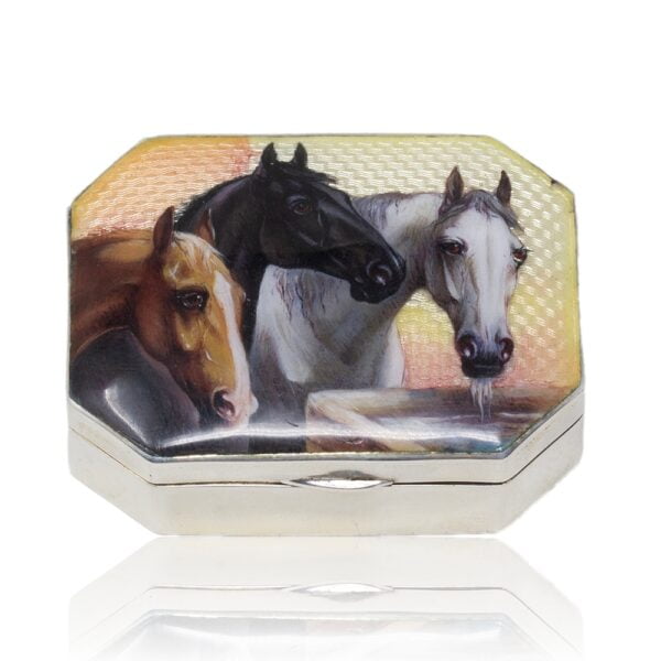 Overview of the Austrian Horses Silver Gilt Snuff Box