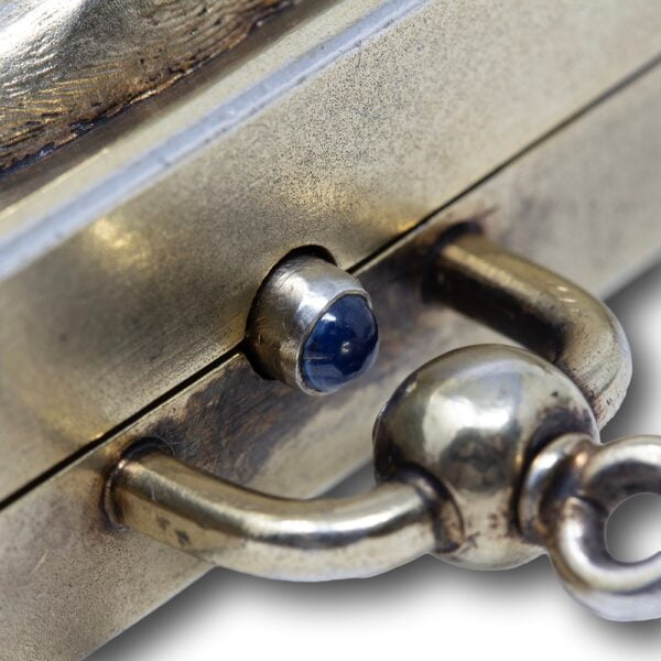 Close up of the Sapphire Cabochons