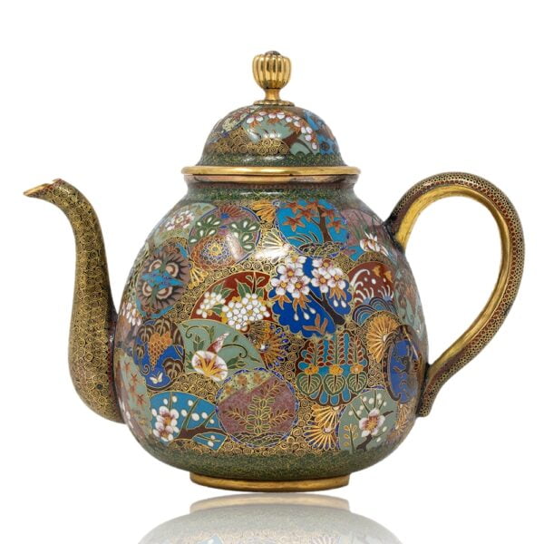Side of the teapot